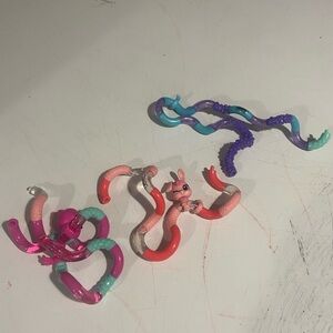 FREE tangle pets fidget toys